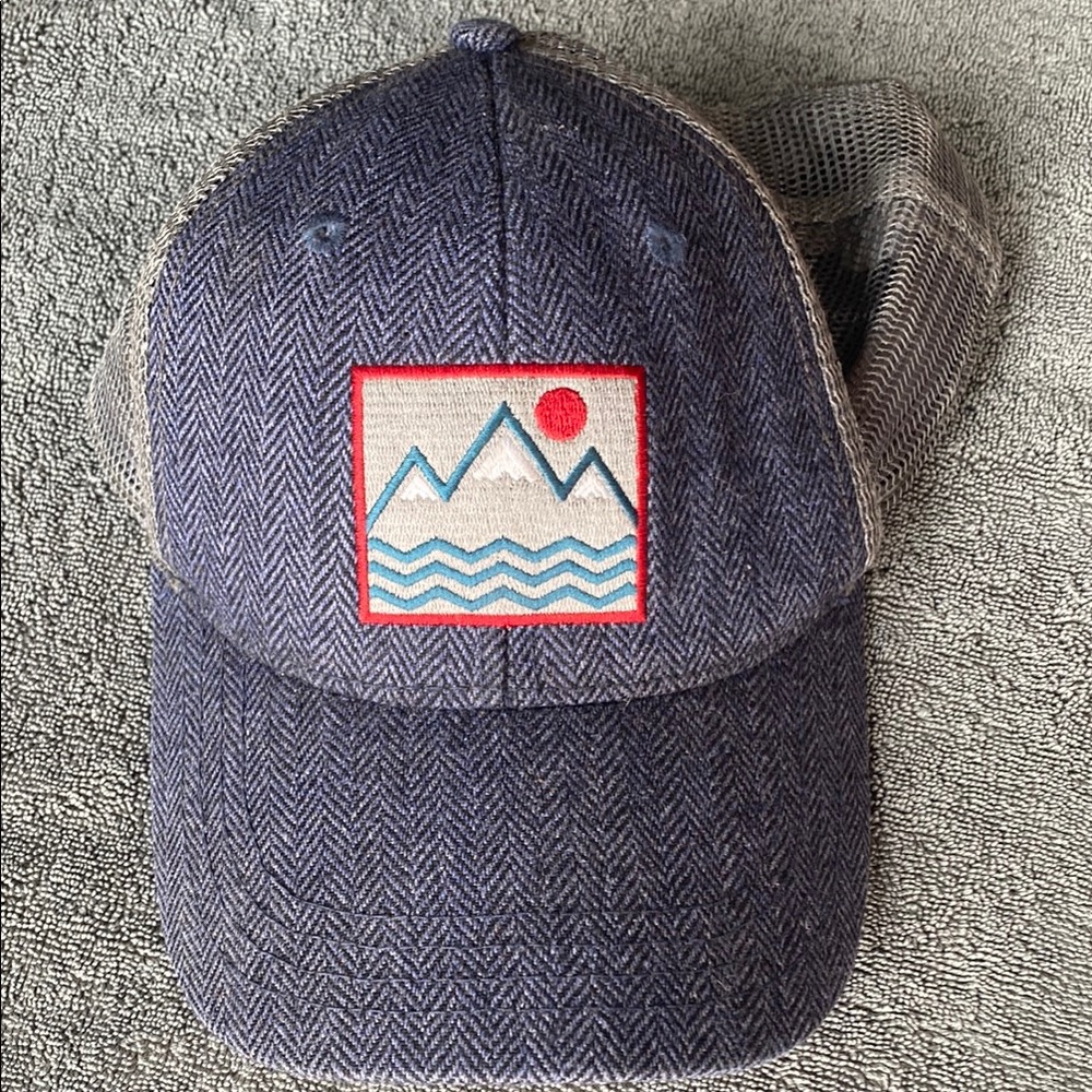 Navy Herringbone Cap with Mountain Design (Coloradical)